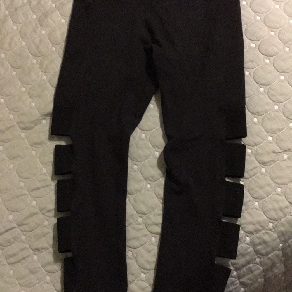 Beyond Yoga Capri Leggings